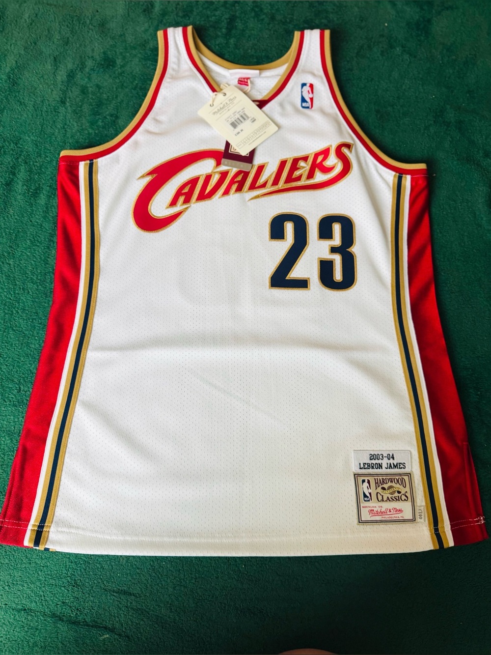 Mitchell & Ness Cleveland Cavaliers Authentic LeBron James #23 Jersey